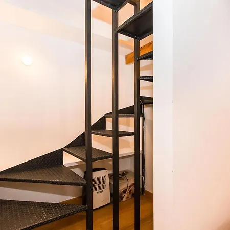 Apartment Porta Susa & Roomy Flat Turin