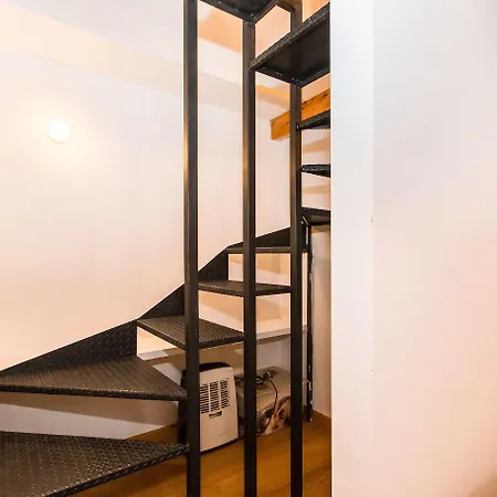 Porta Susa & Roomy Flat Διαμέρισμα *