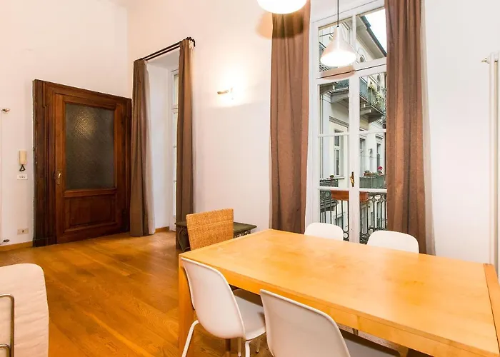 Apartmán Porta Susa & Roomy Flat *