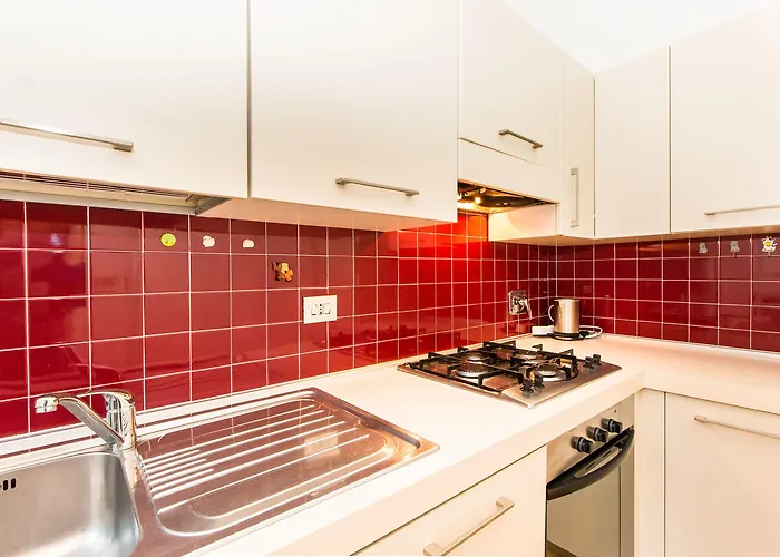 Porta Susa & Roomy Flat Apartment
